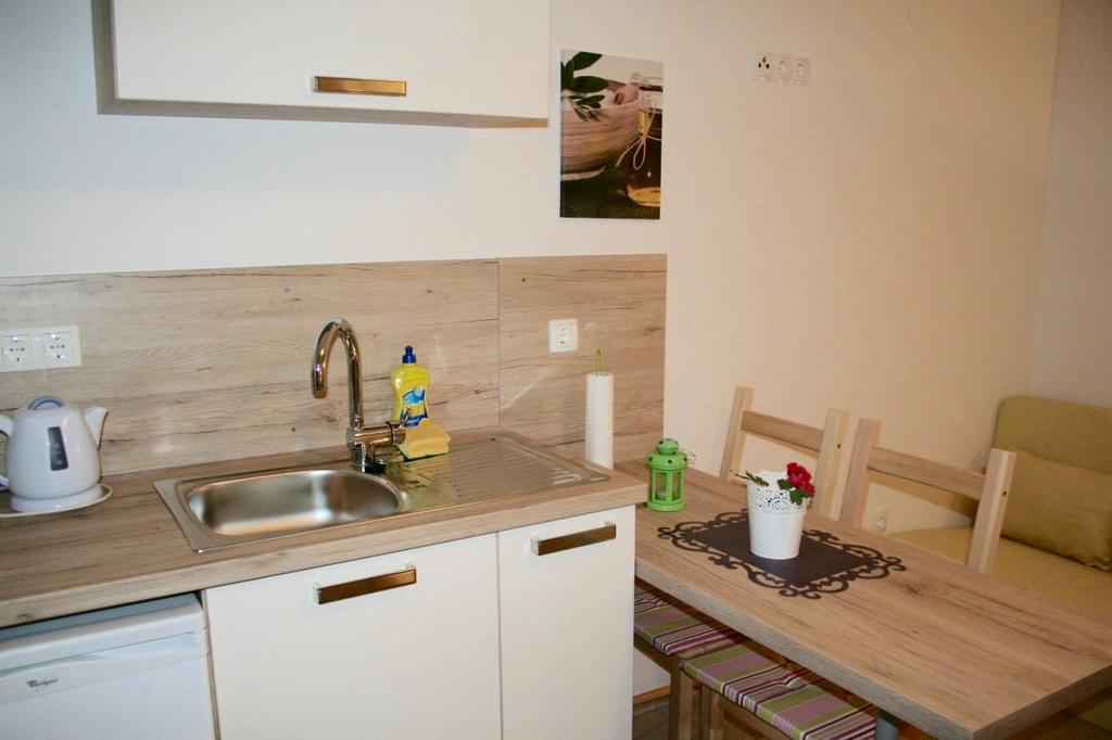 Guesthouse Villa Juric Crikvenica Εξωτερικό φωτογραφία