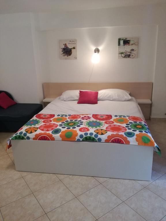 Guesthouse Villa Juric Crikvenica Εξωτερικό φωτογραφία