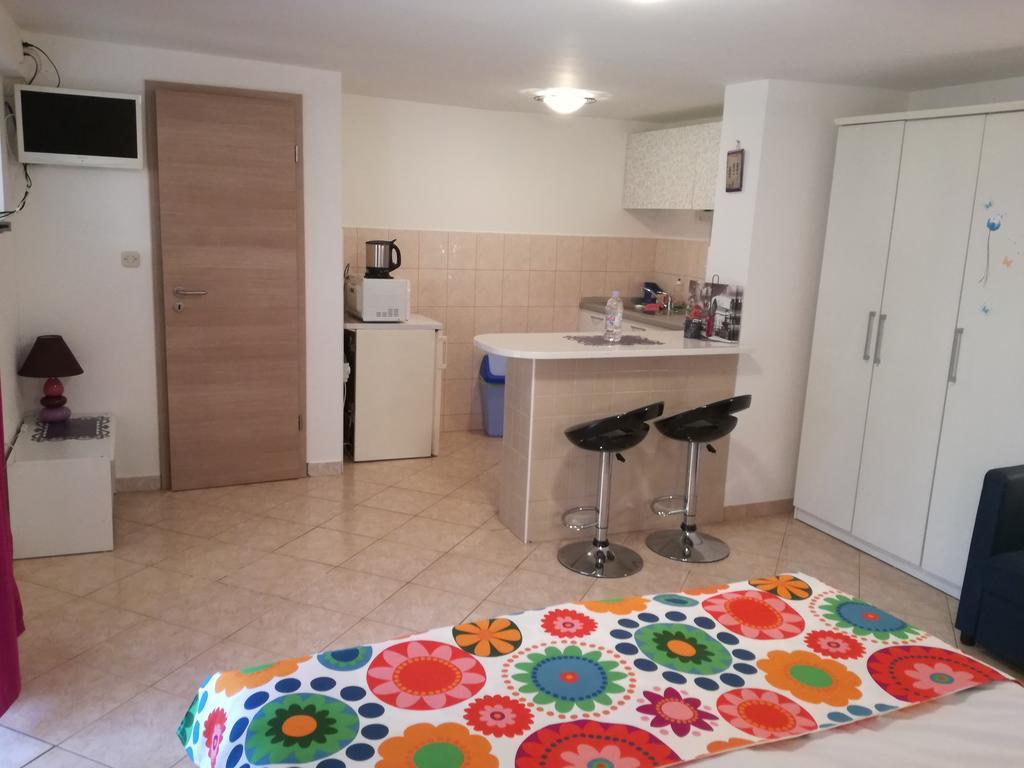 Guesthouse Villa Juric Crikvenica Εξωτερικό φωτογραφία