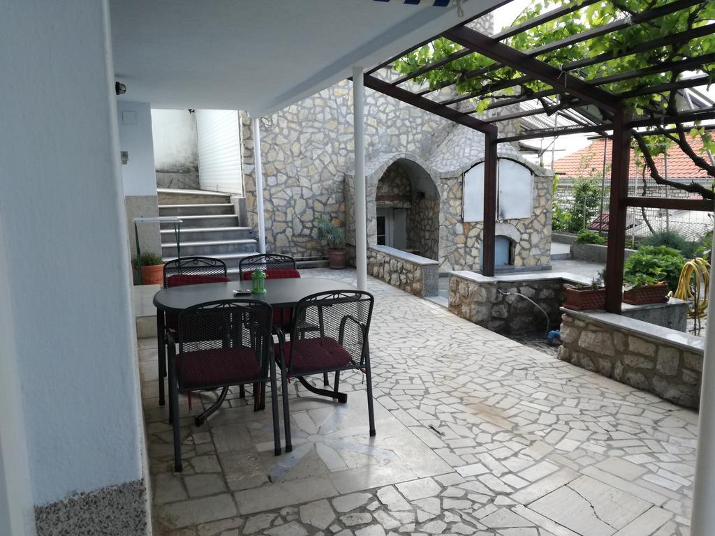 Guesthouse Villa Juric Crikvenica Εξωτερικό φωτογραφία